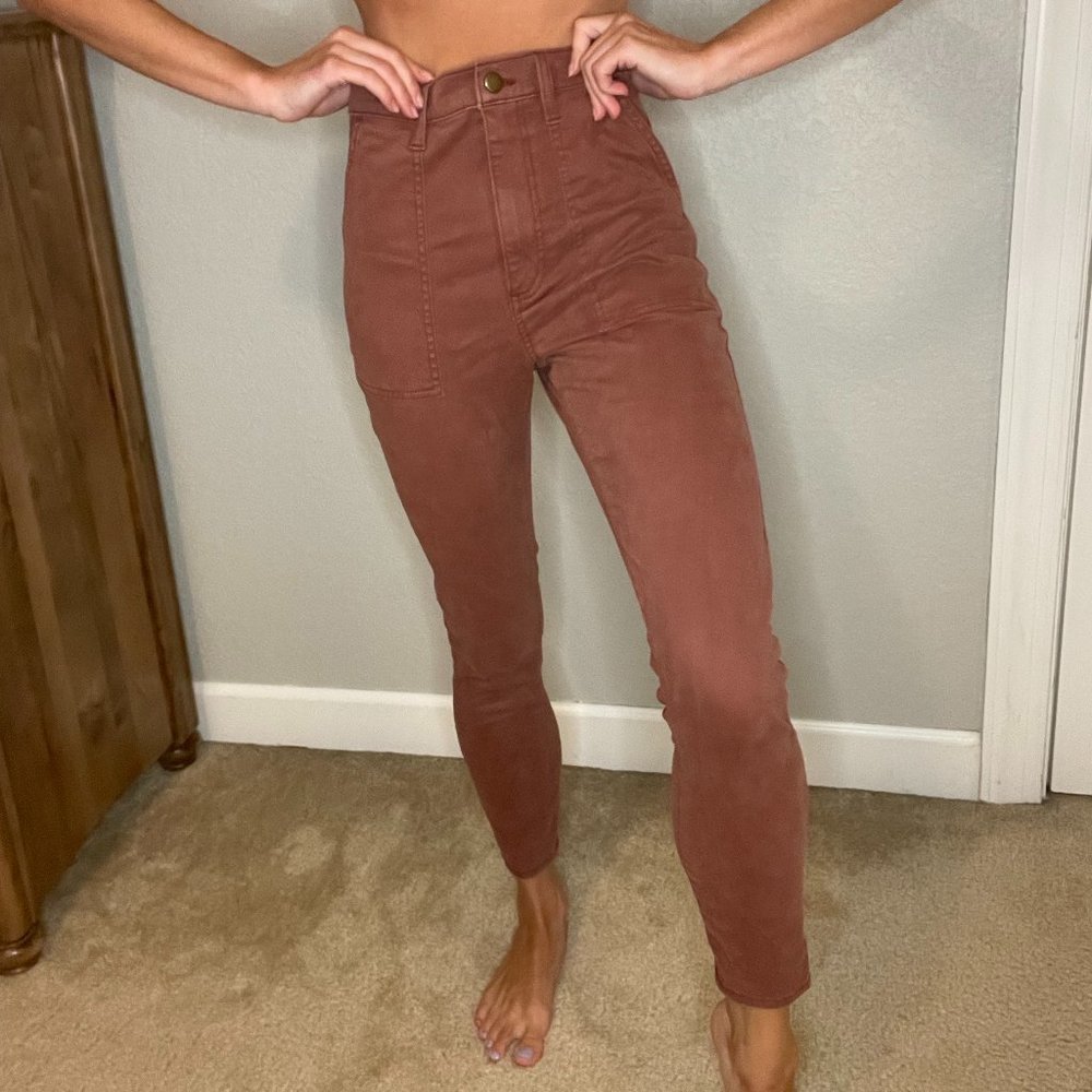 New Abercrombie salmon jeans size 2R, ultra high rise super skinny ankle